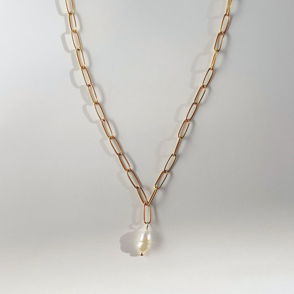 Zu Necklace